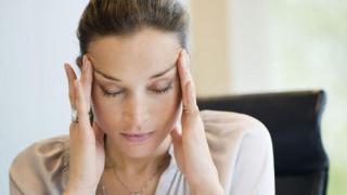 Aşırı ağrı kesici kullanımı migreni arttırıyor