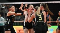 Vakıfbank final serisine galibiyetle başladı