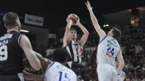 Anadolu Efes avantajı kaptı
