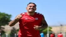 Süper Lig devlerinin gözdesiydi: Sessiz sedasız Türkiye'ye veda etti